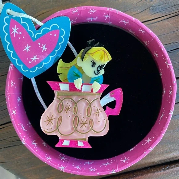 NIB ~ ERSTWILDER x KITSCHY WITCH “ALWAYS TEA TIME, ALICE” 2021 - Picture 3 of 5